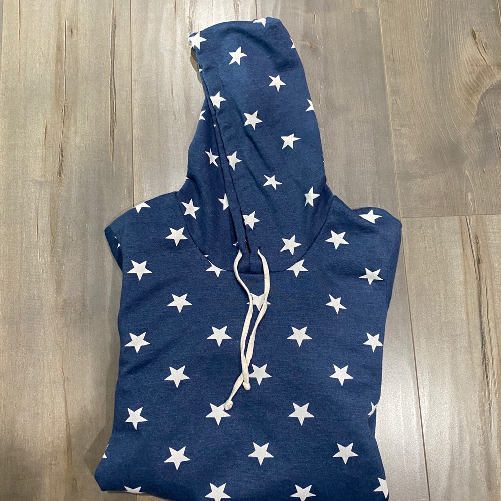 Blue and white star sweatshirt